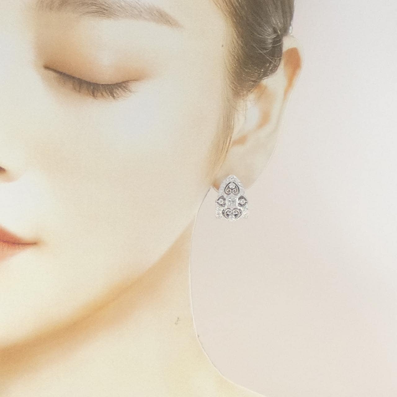 750WG ハート ダイヤモンド ピアス