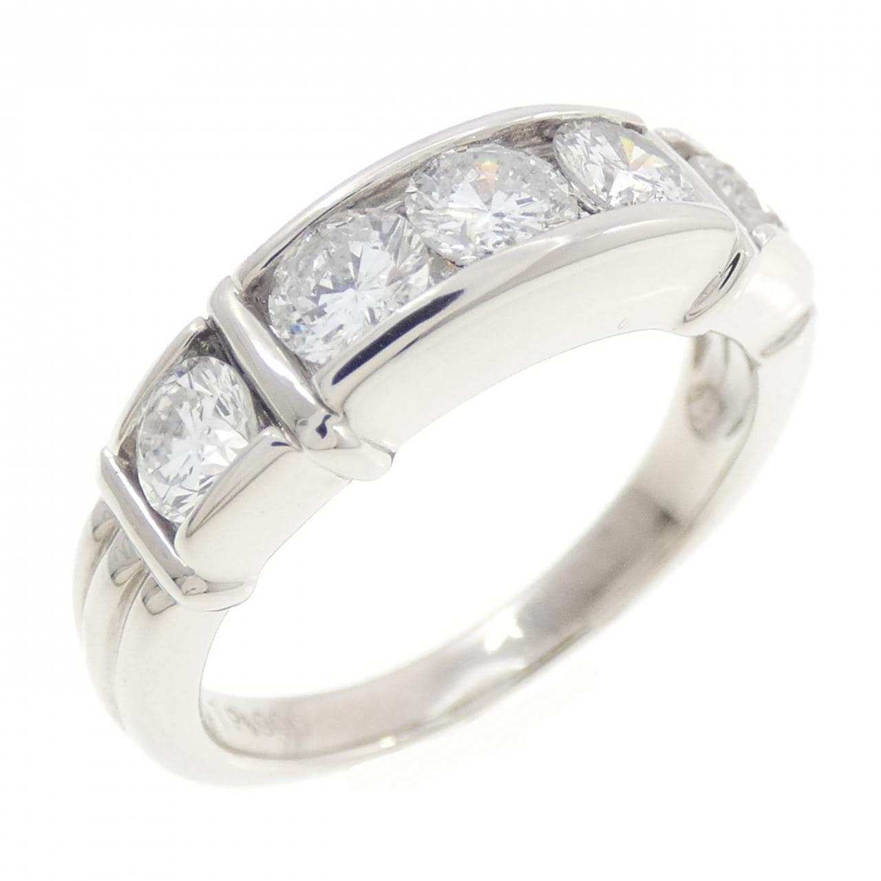 PT900 ダイヤモンド リング 1.01CT