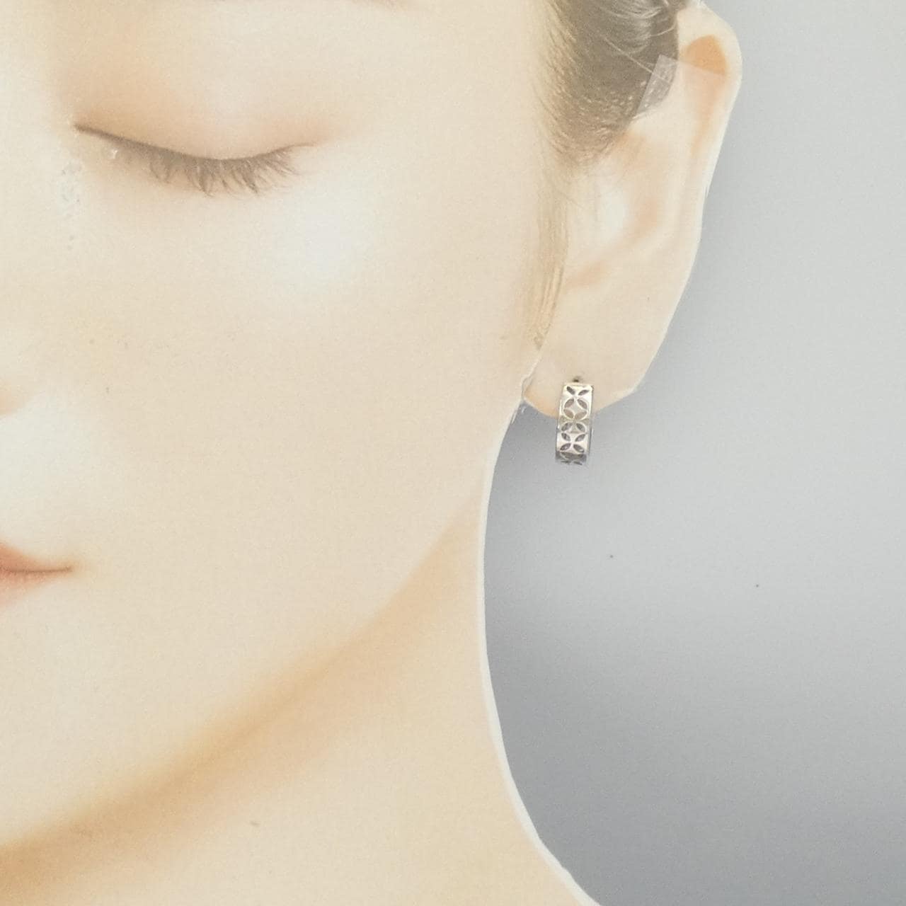 K14WG earrings