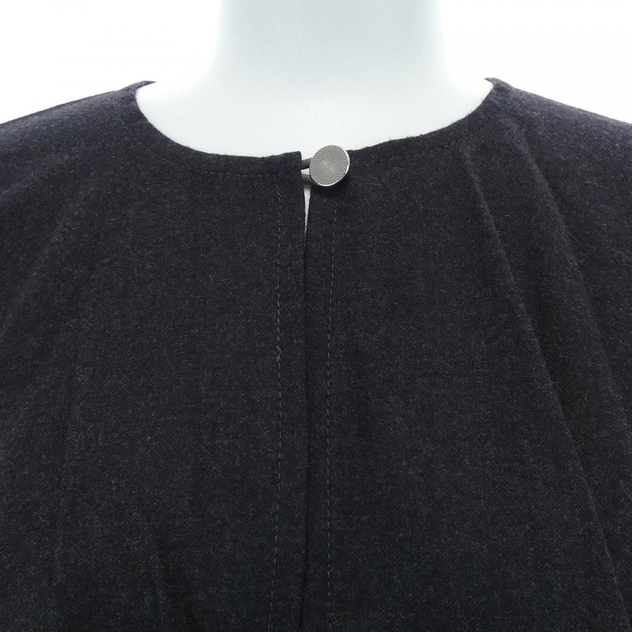 エルメス HERMES PETIT H ケープ