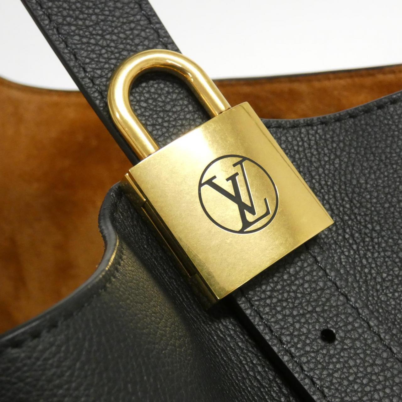 LOUIS VUITTON Lowkey Hobo M24856 Shoulder Bag