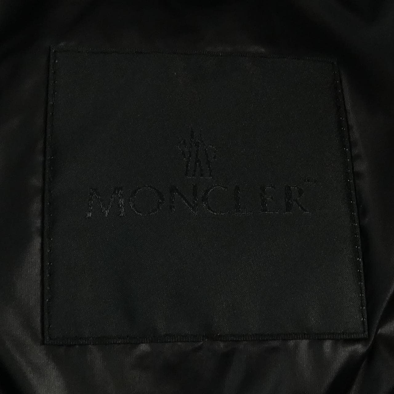 【新品】モンクレール MONCLER ダウンベスト