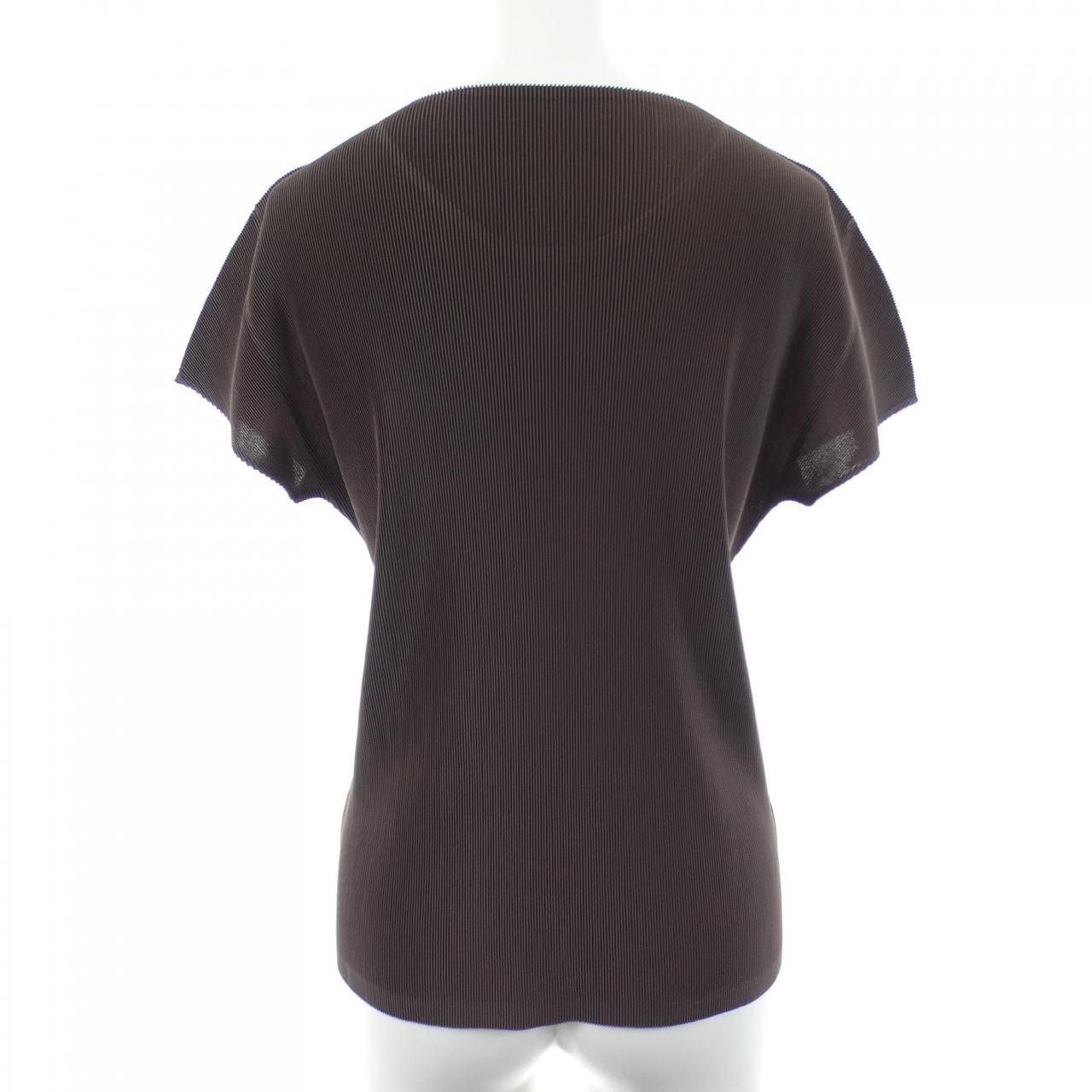 百褶PLEATS PLEASE上衣