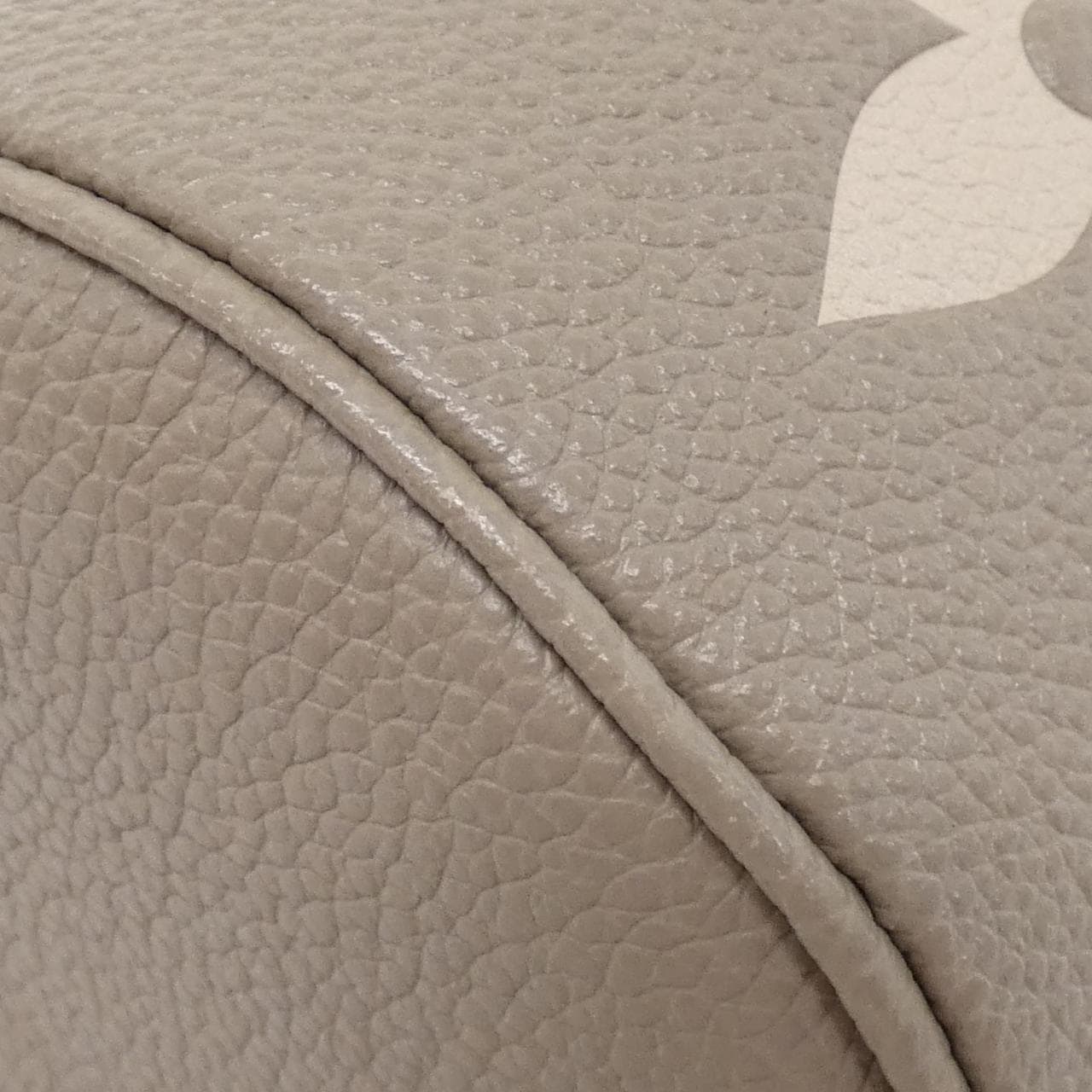 ルイヴィトン バイカラー モノグラム アンプラント パピヨンBB M46031 ショルダーバッグ