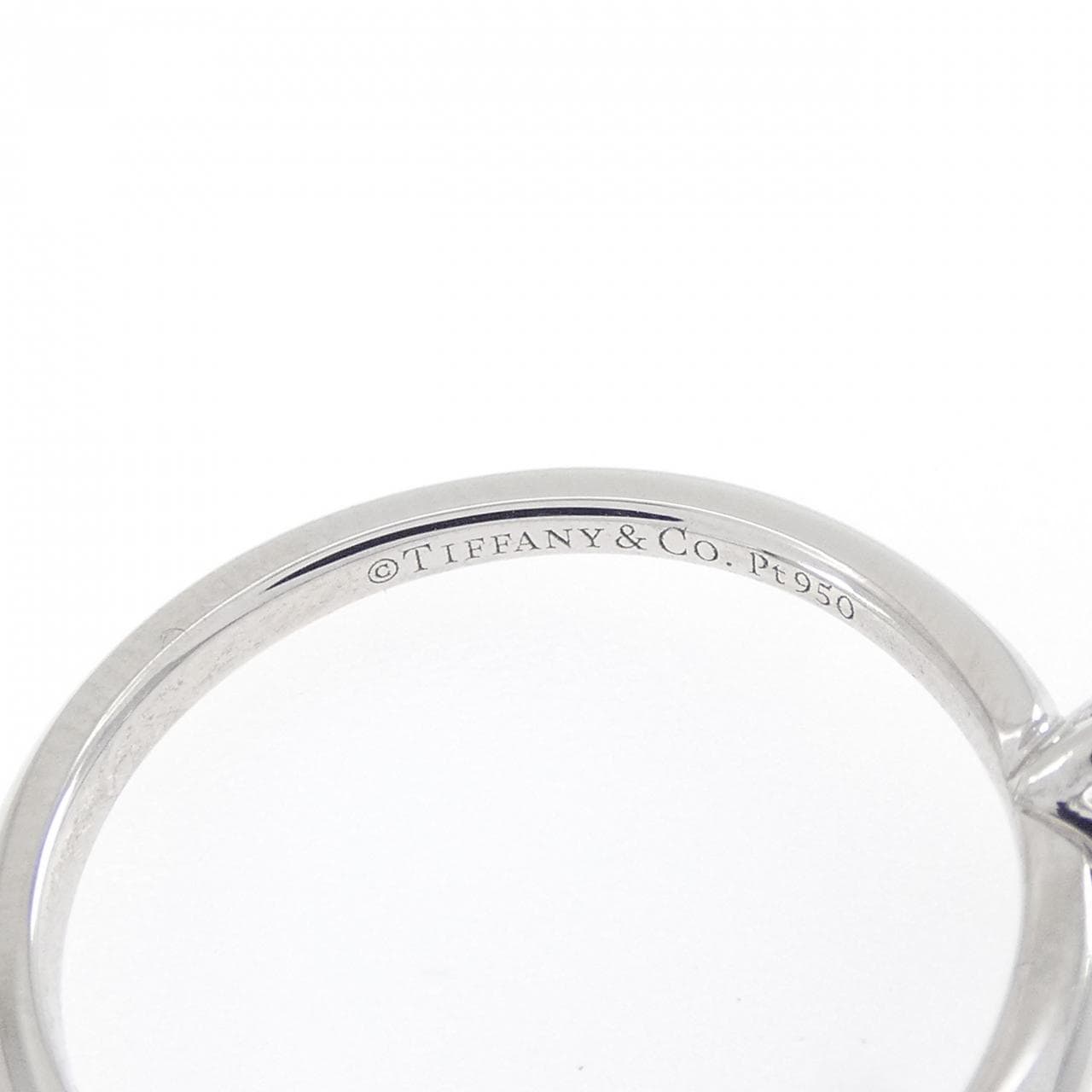 ティファニー トゥルー リング 0.30CT