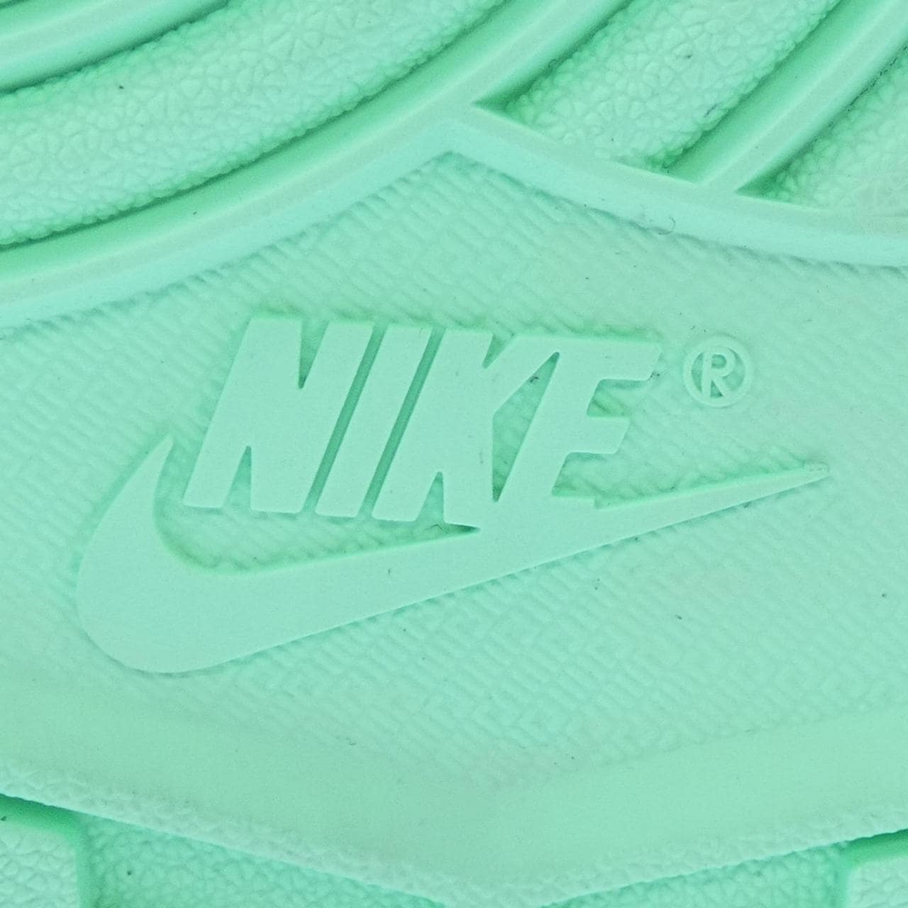 ナイキ ジョーダン NIKE JORDAN DZ5485-130 スニーカー