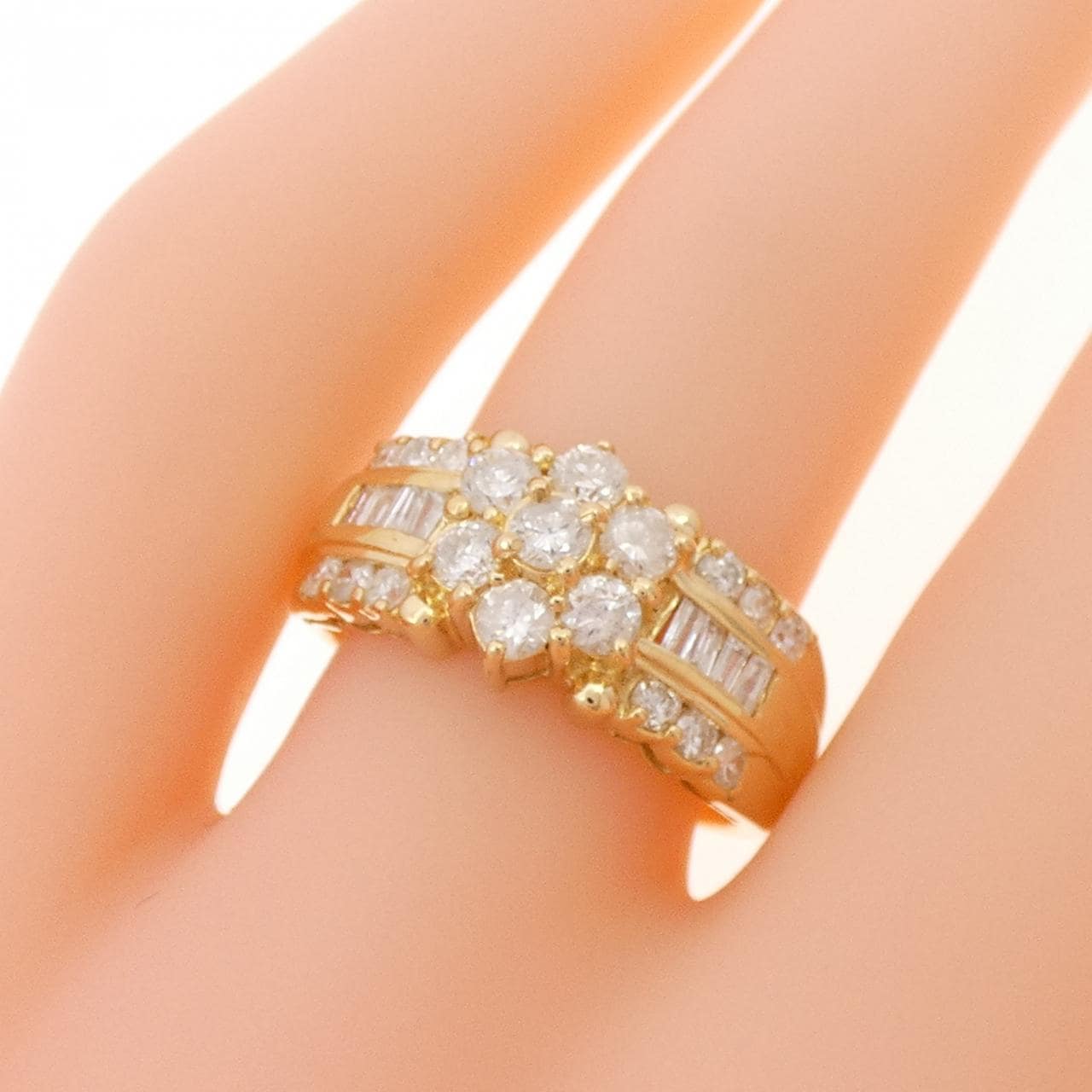 K18YG フラワー ダイヤモンド リング 1.00CT