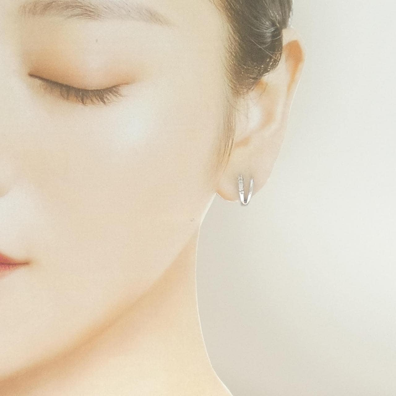 K18WG ダイヤモンド ピアス 0.14CT