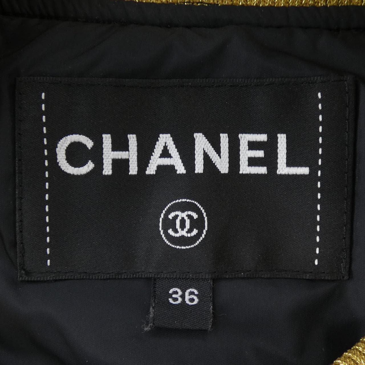 シャネル CHANEL P57120V43068 ダウンジャケット