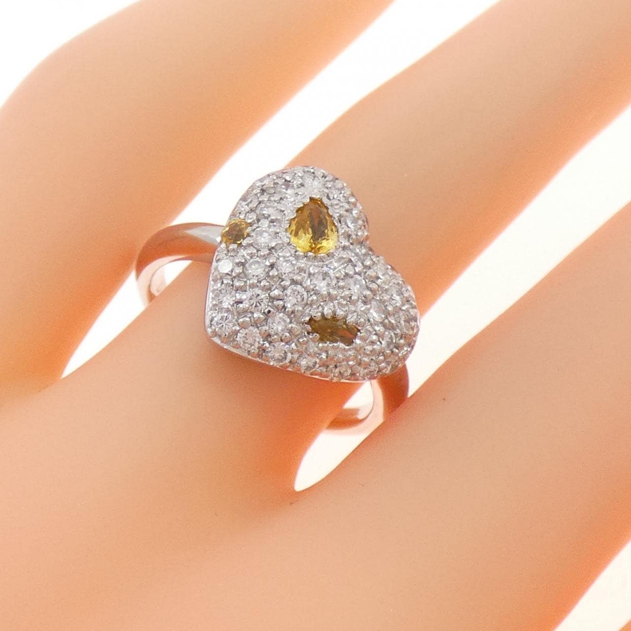 750WG爱心蓝宝石戒指0.33CT