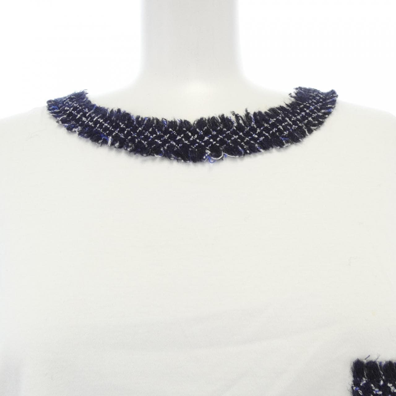CHANEL CHANEL T-shirt