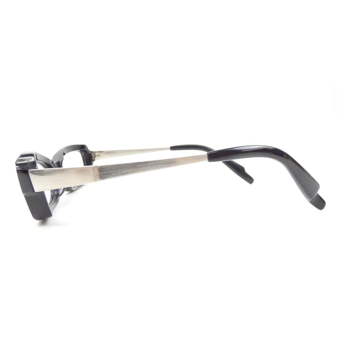 SPIVVY EYEWEAR