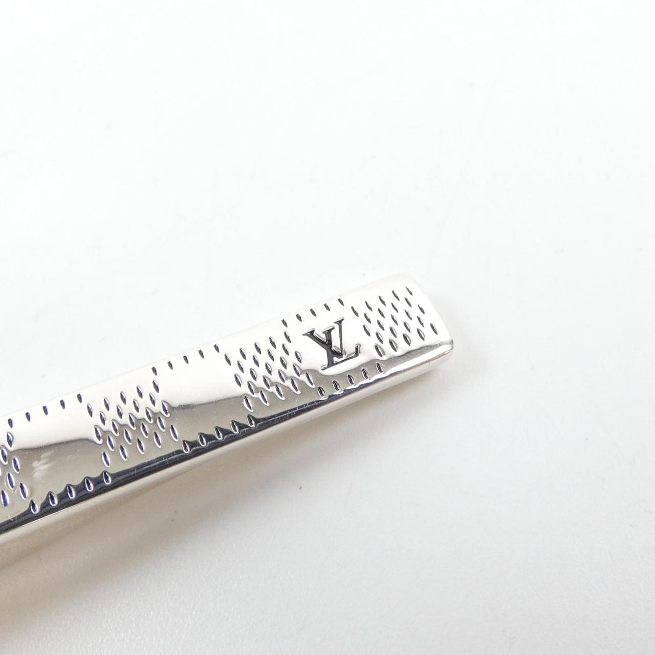 ルイヴィトン LOUIS VUITTON ネクタイピン LVスーツ M02424 TIE PIN