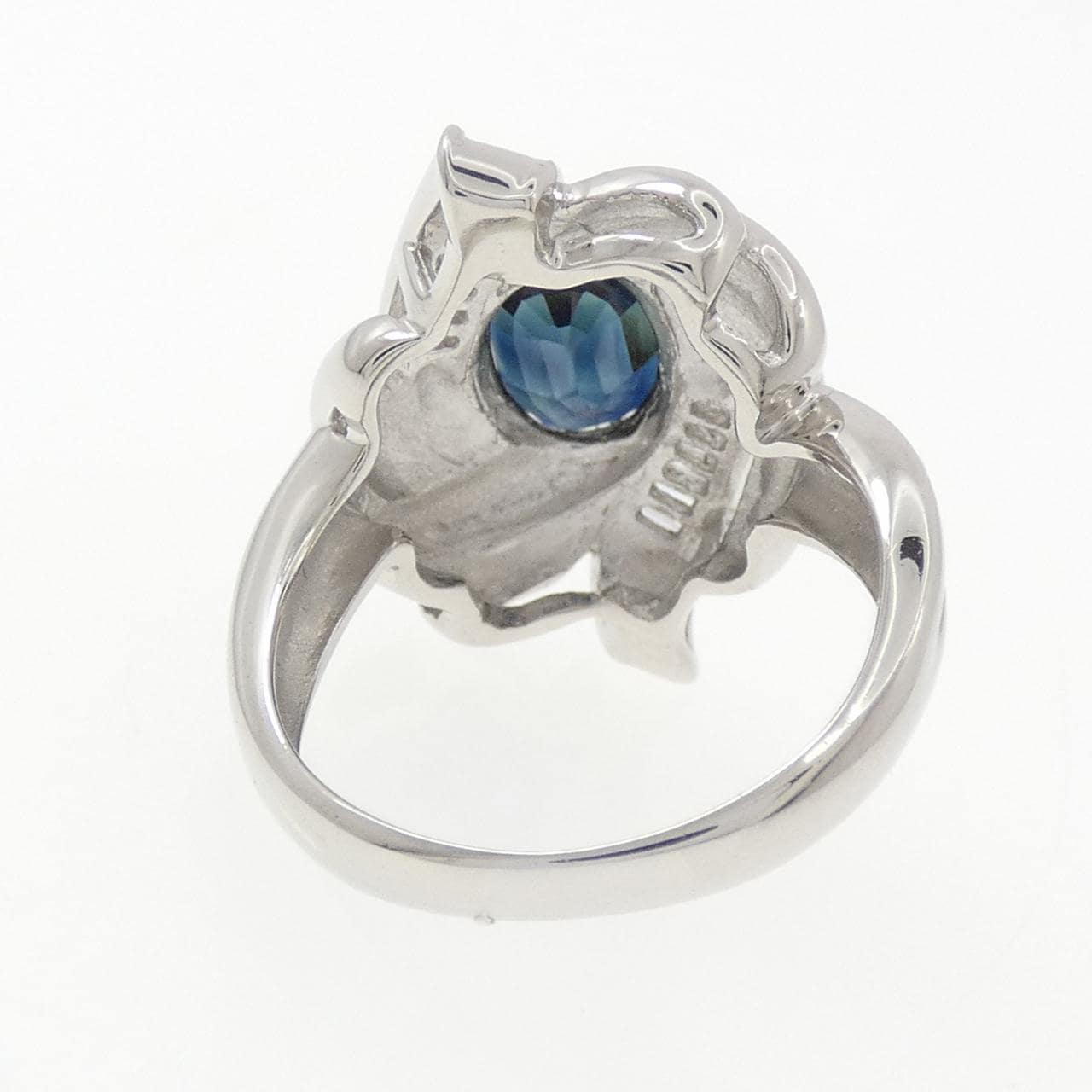 PT900 サファイヤ リング 1.92CT