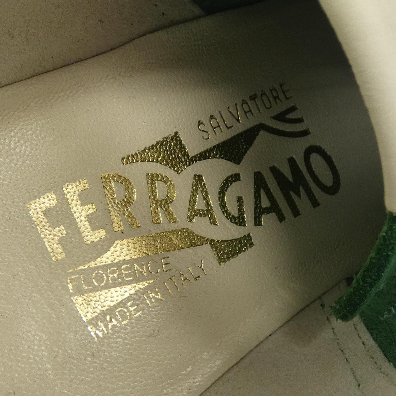 サルヴァトーレフェラガモ SALVATORE FERRAGAMO スニーカー
