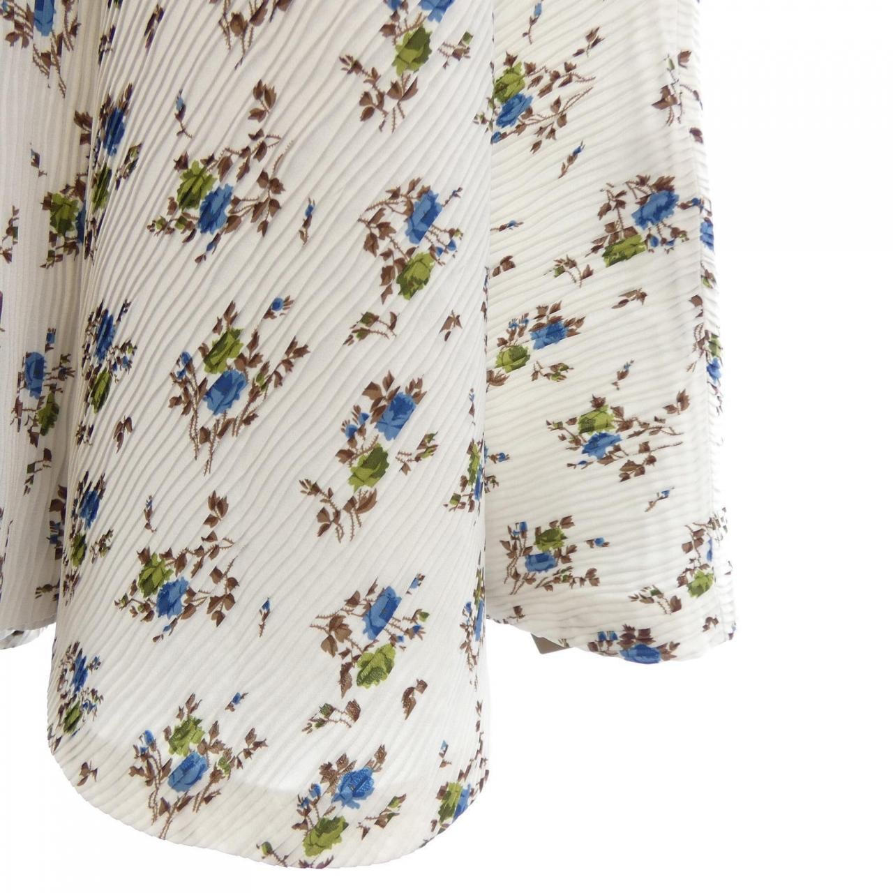 ヌメロヴェントゥーノ N°21 スカート