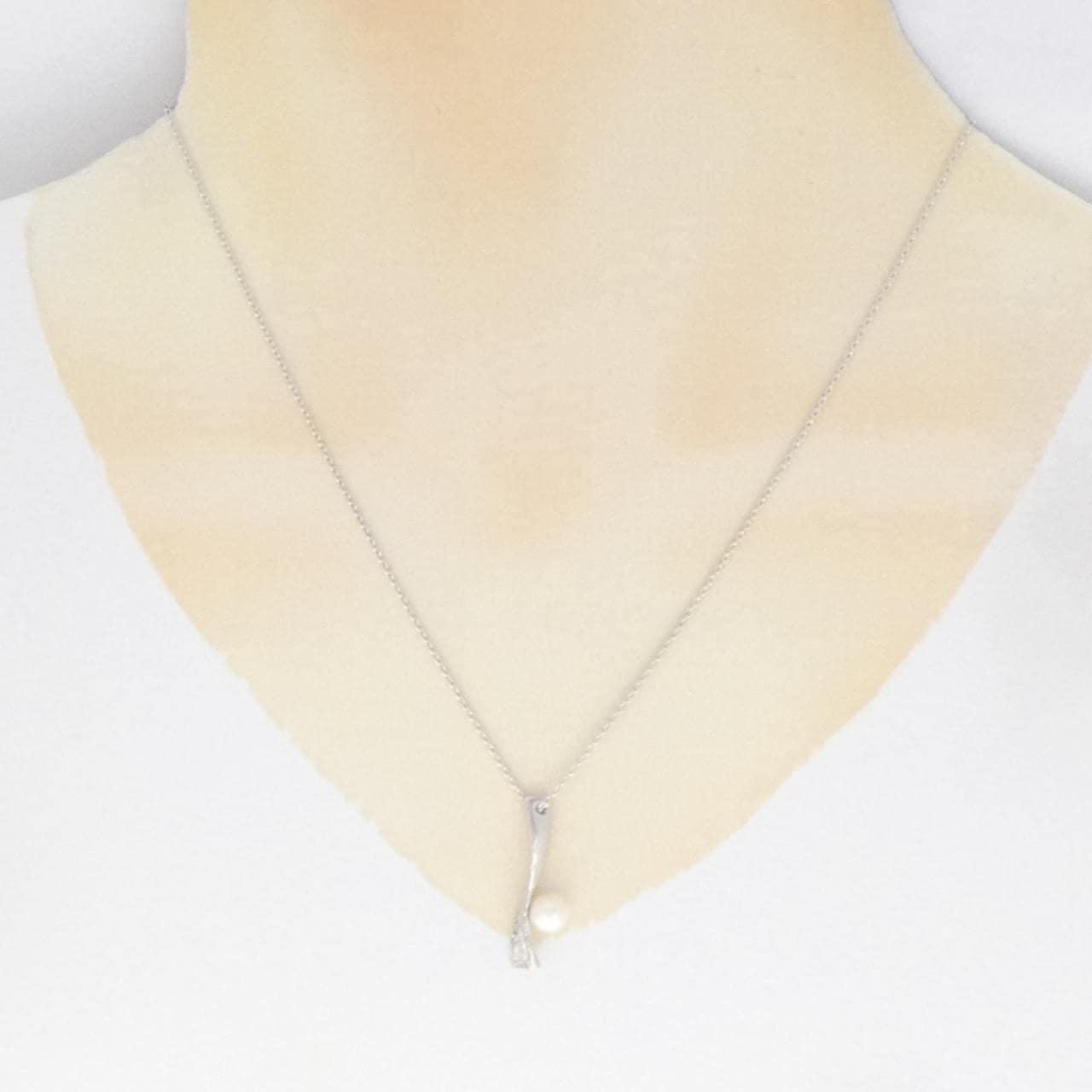 Perlita MIKIMOTO Akoya Pearl Necklace 5.8mm