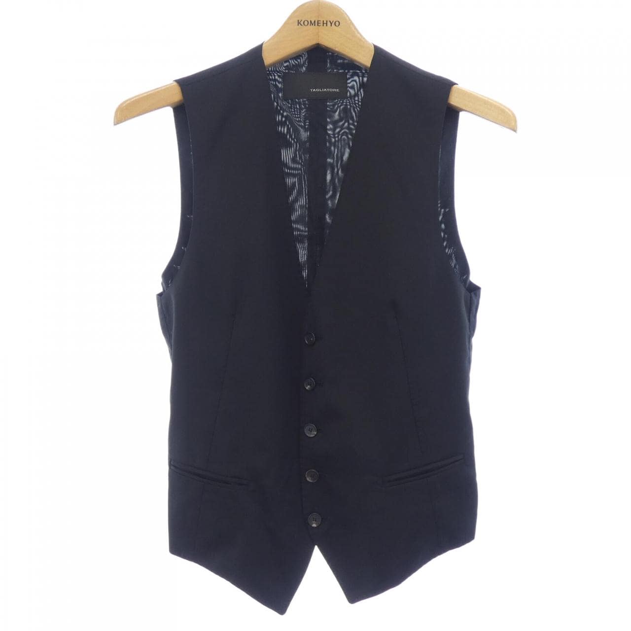 タリアトーレ TAGLIATORE スリーピース