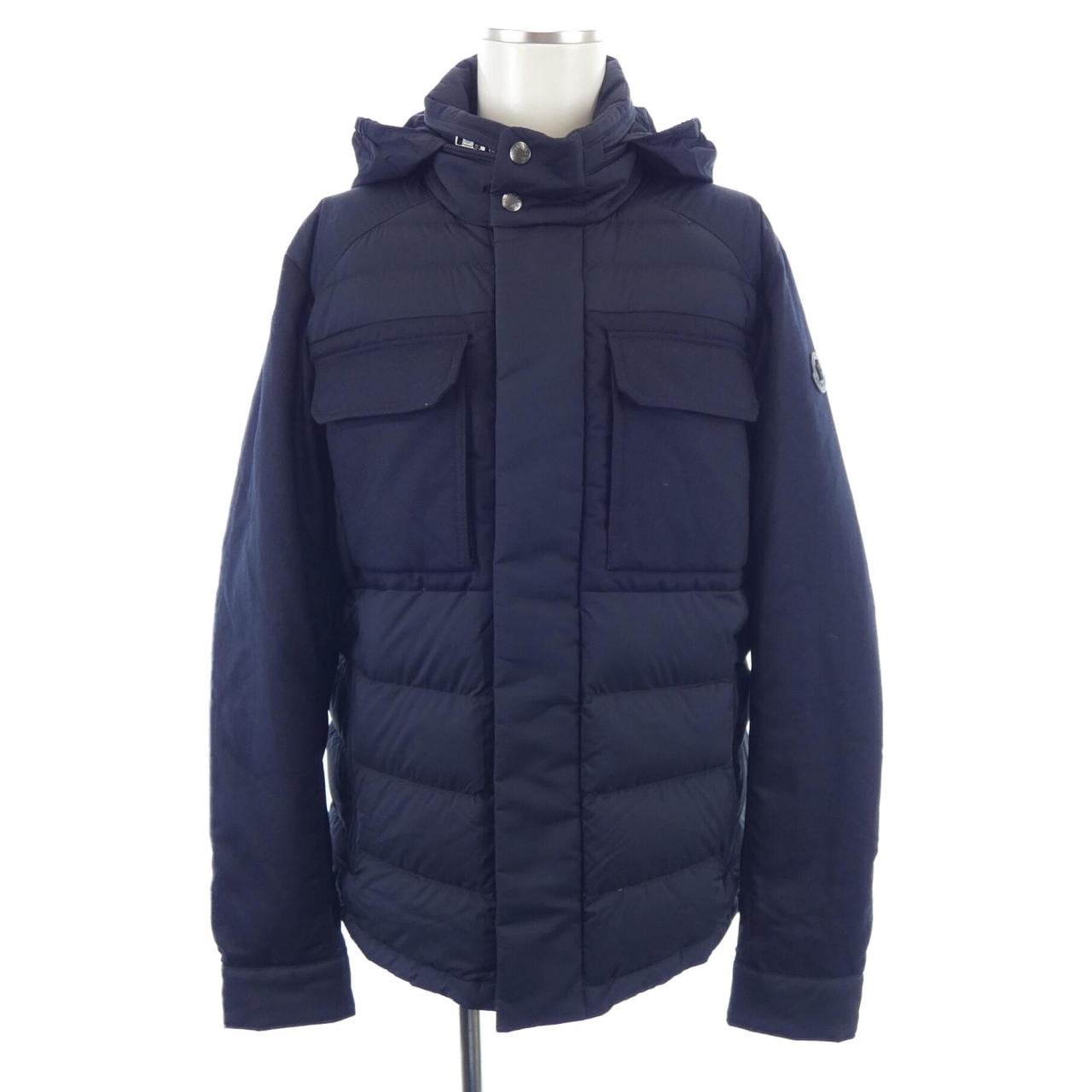 モンクレール MONCLER ダウンジャケット