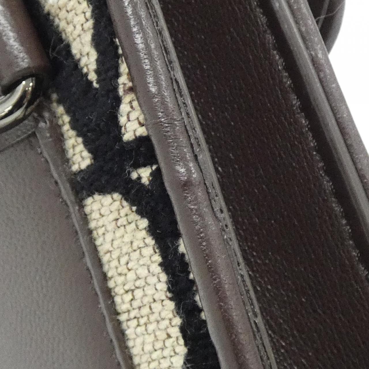 ヴァレンティノガラヴァーニ 2Y0P0U34WWH ショルダーバッグ