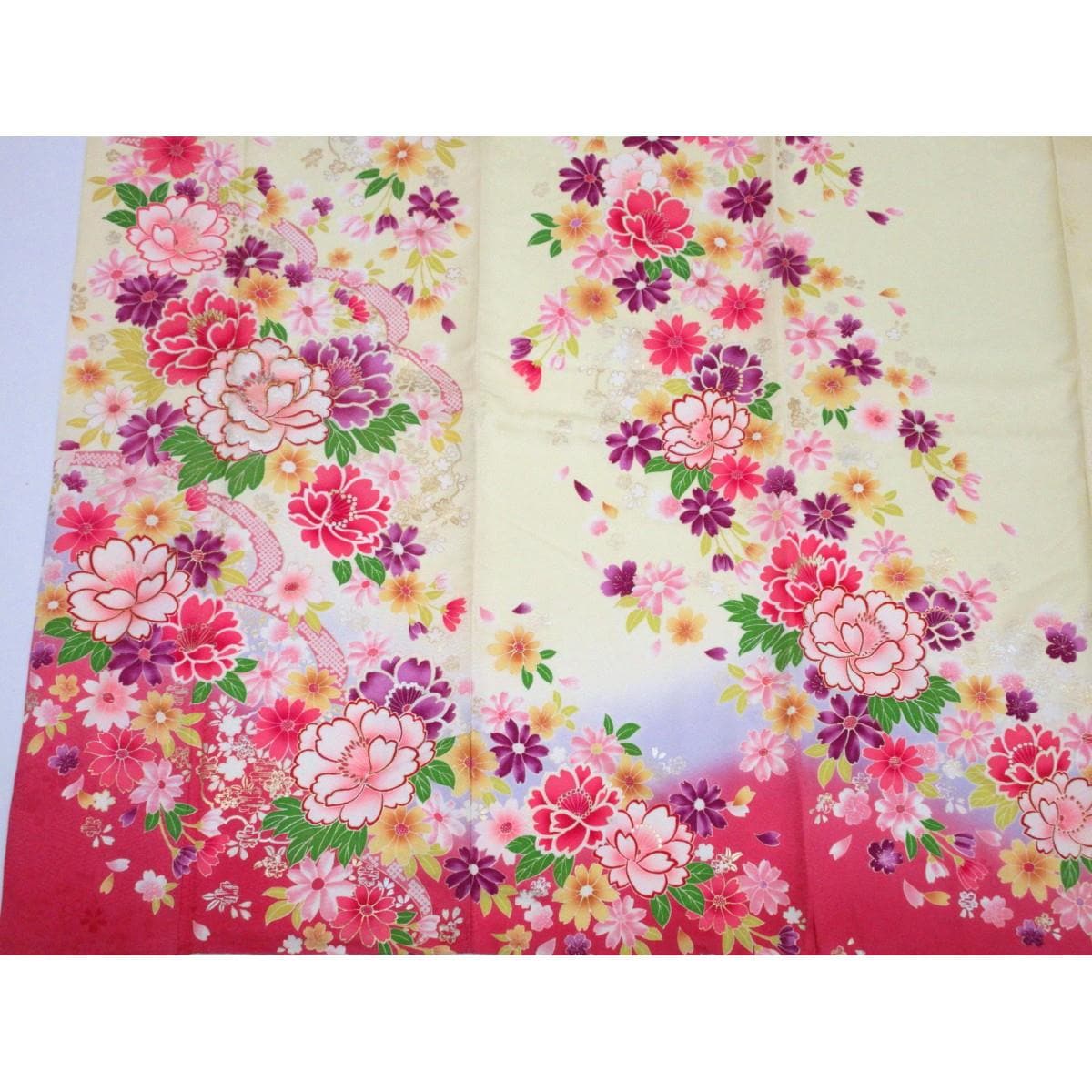 振袖　友禅金彩加工　刺繍入りボカシ染