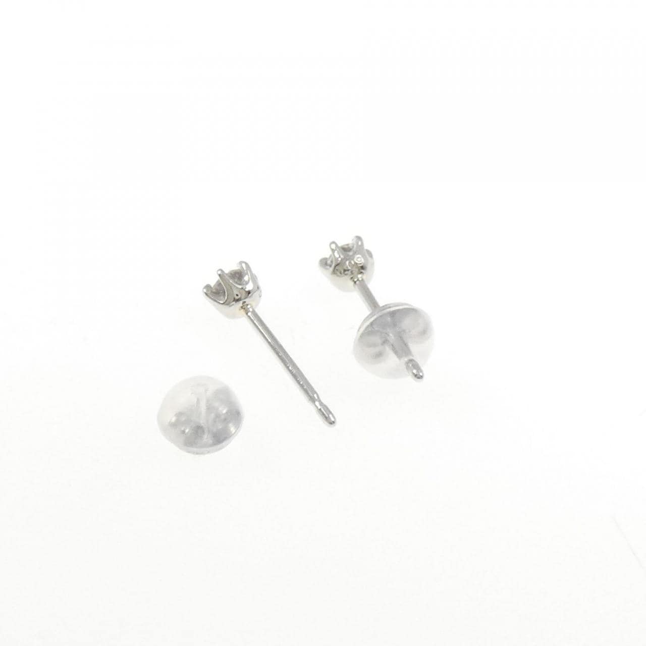 PT900 ソリティア ダイヤモンド ピアス 0.20CT