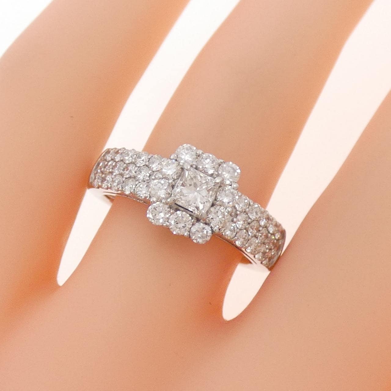 PT900 ダイヤモンド リング 0.21CT