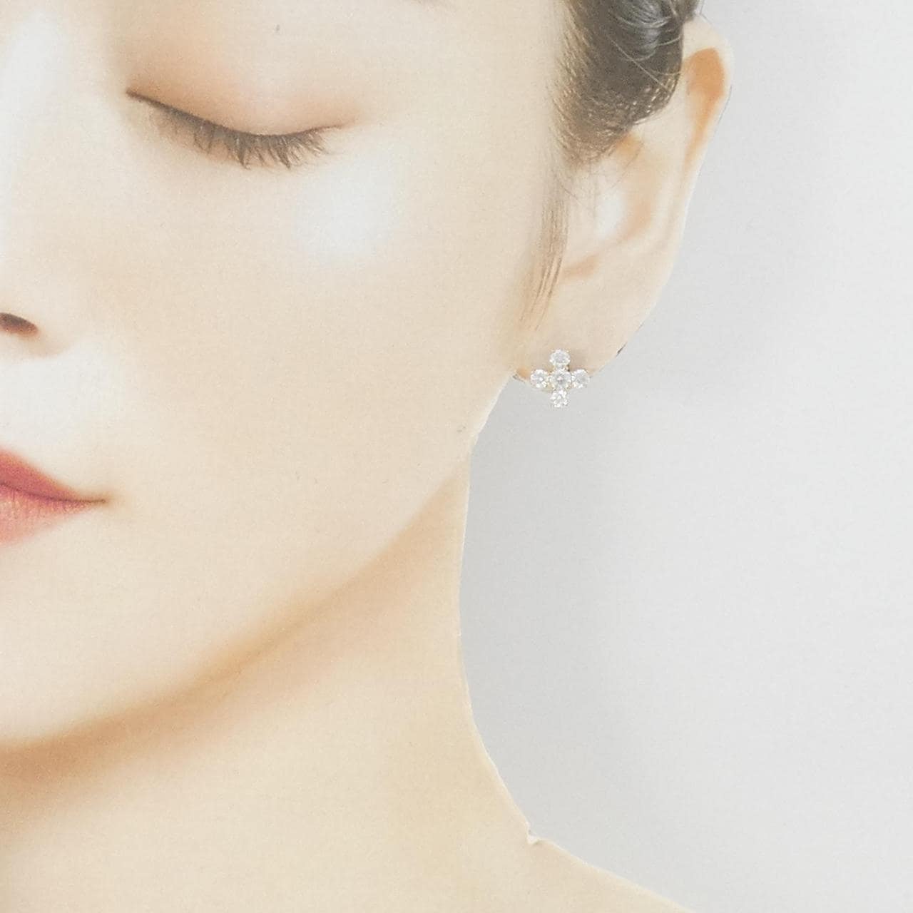 チャー ダイヤモンド ピアス 1.40CT