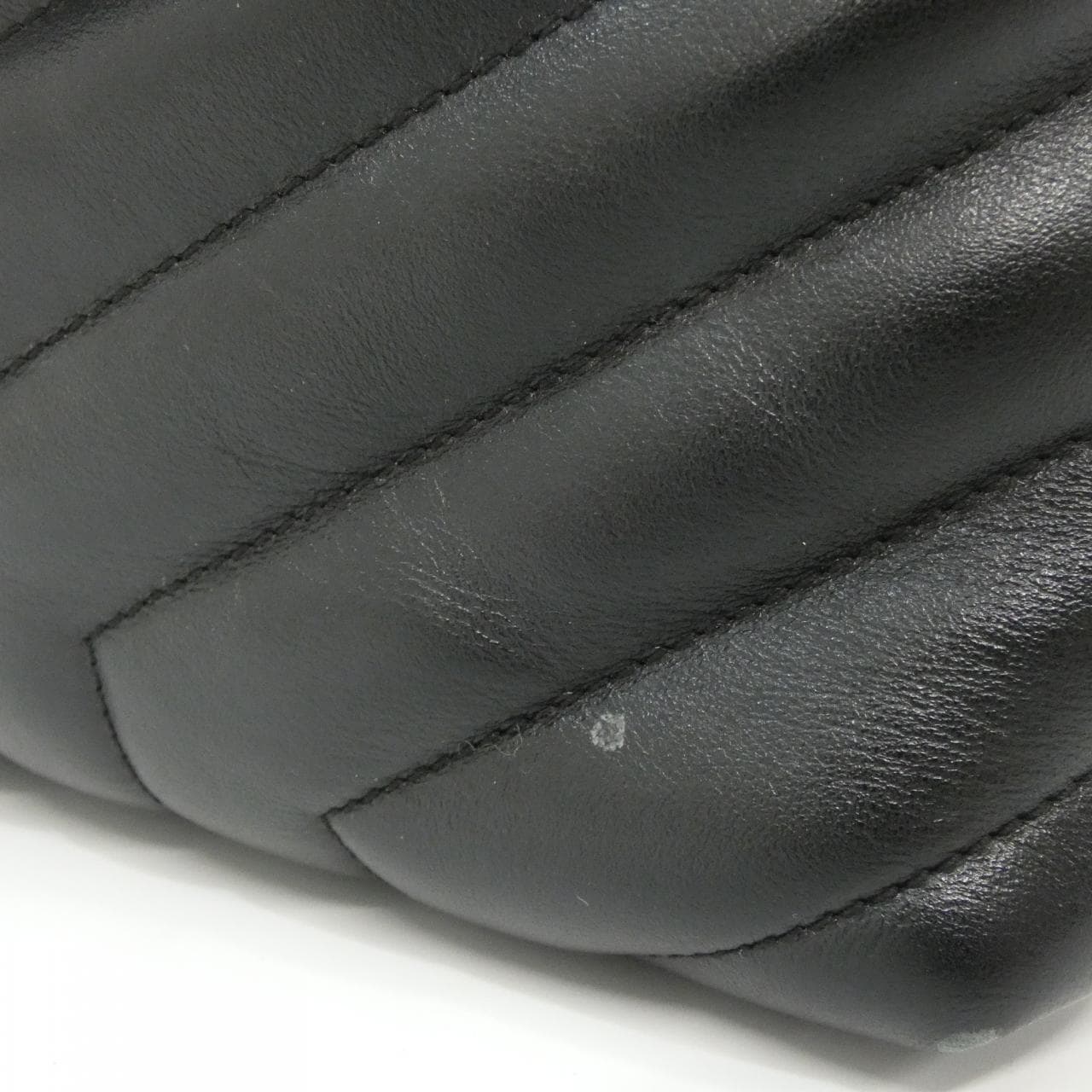 サンローラン ルル 459749 DV726 ショルダーバッグ