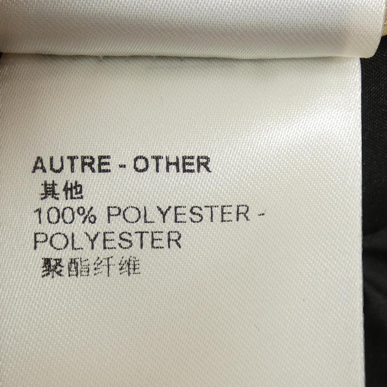 ルイヴィトン LOUIS VUITTON ミニモノグラムテクニカルショートパーカ HPB16EZS0 ジャケット