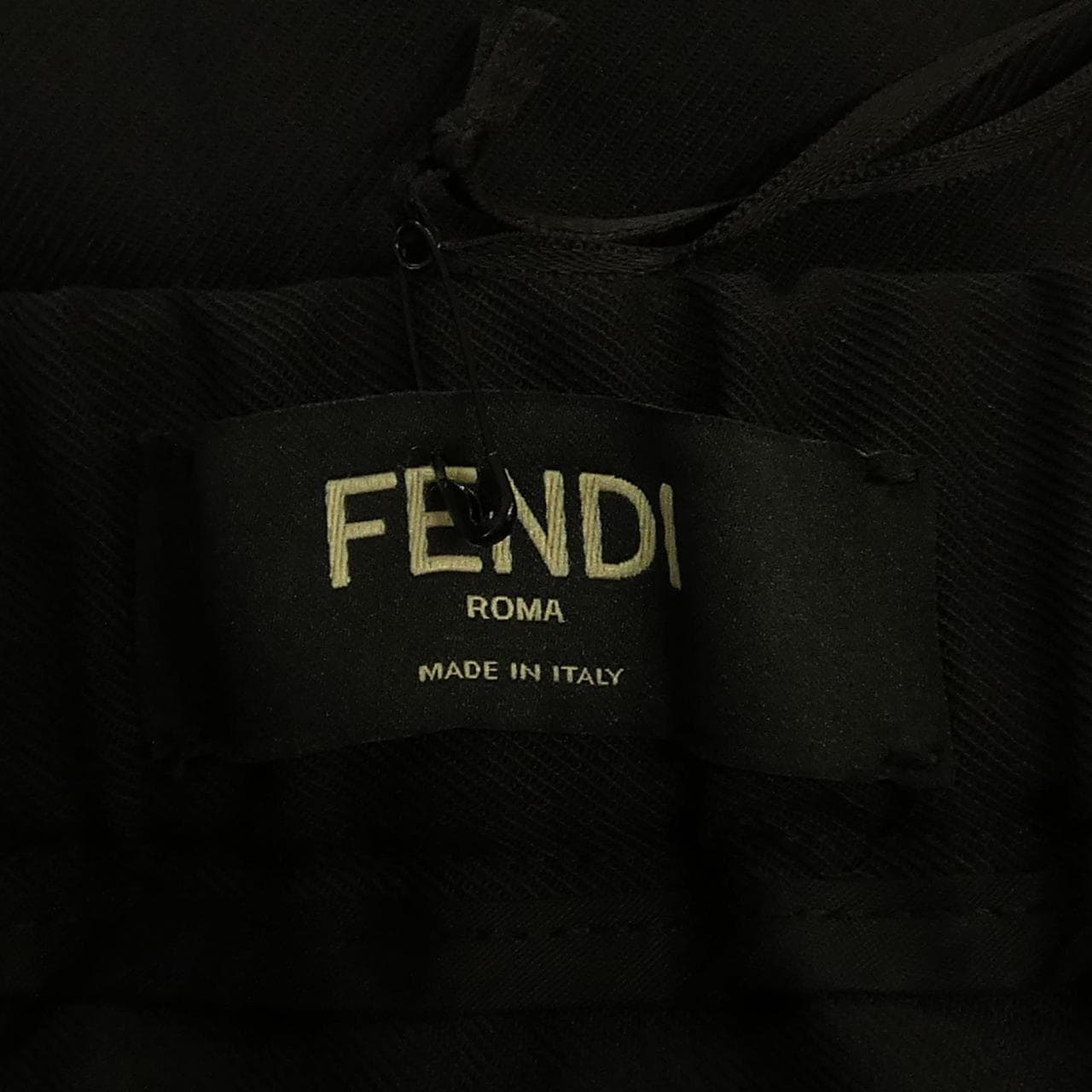 フェンディ FENDI FB0479 A8NM パンツ