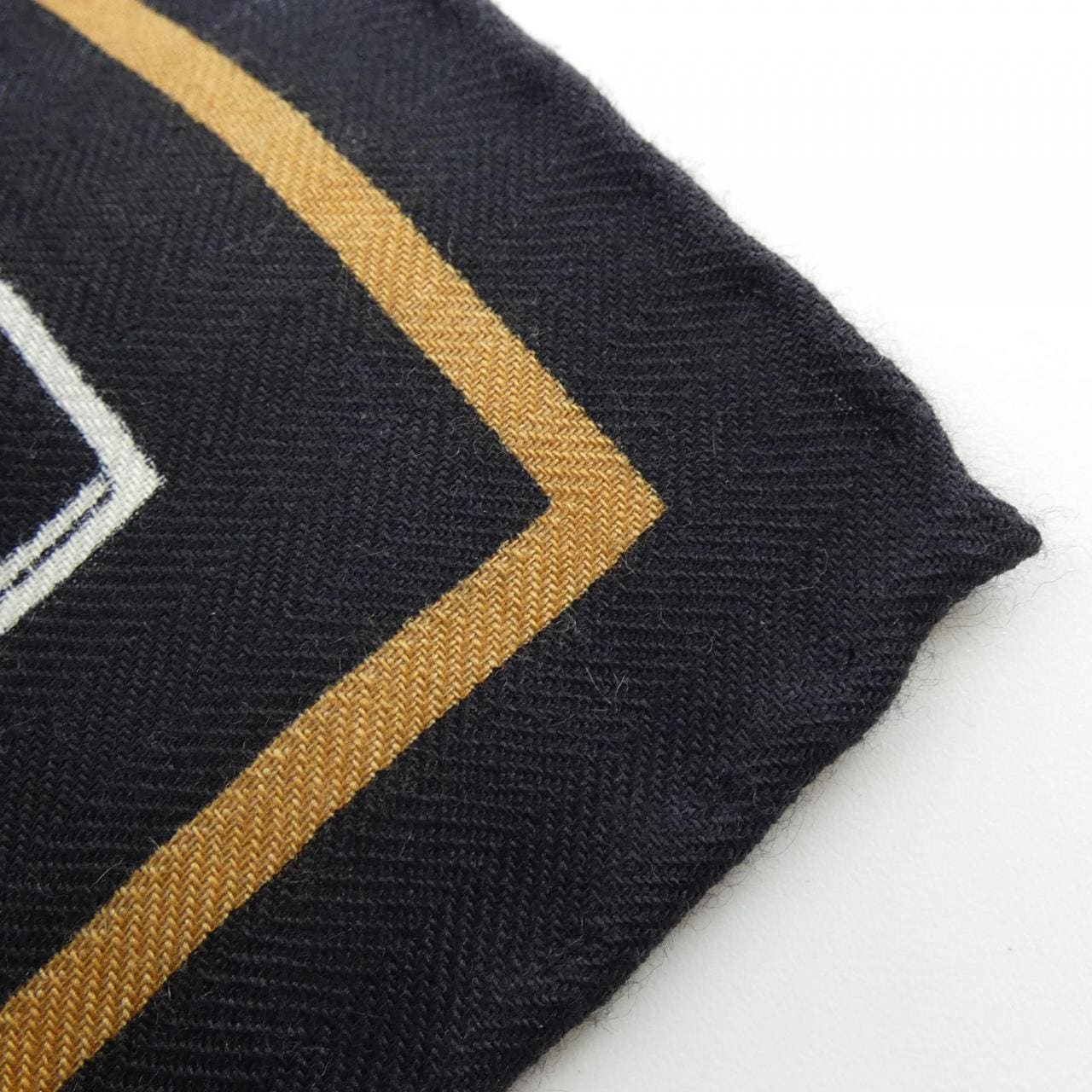 エルメス HERMES LA PROMENADE DU MATIN BANDANA H243986S カレジェアン140 ショール