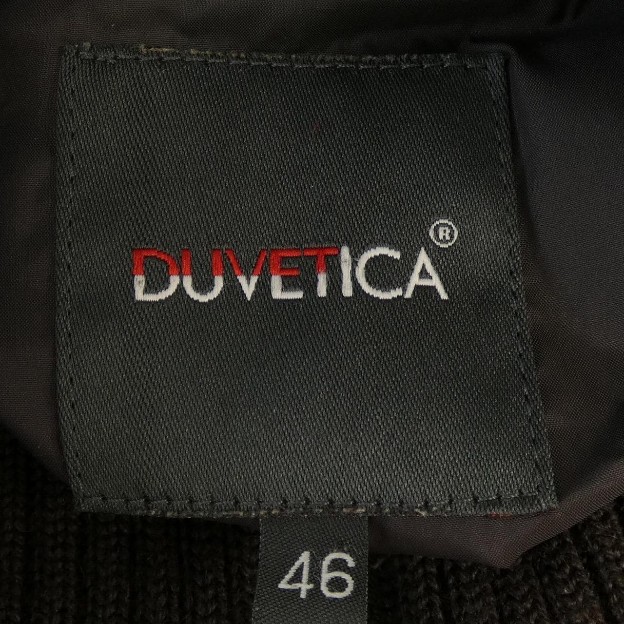 デュベティカ DUVETICA ダウンジャケット