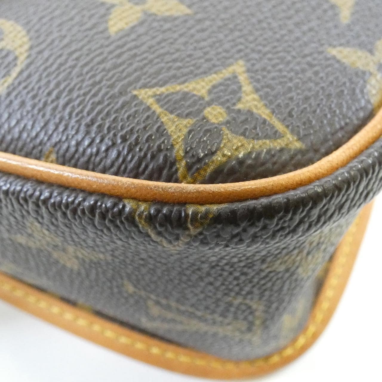 ルイヴィトン モノグラム ソローニュ M42250 ショルダーバッグ