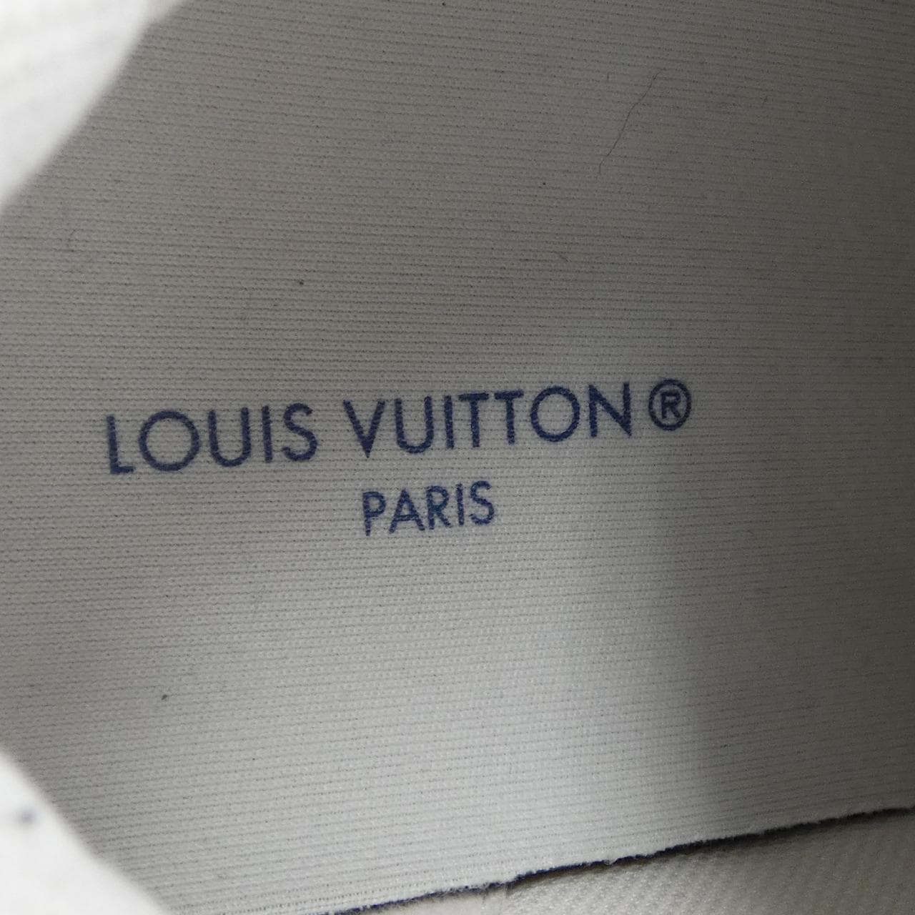 ルイヴィトン LOUIS VUITTON スニーカー