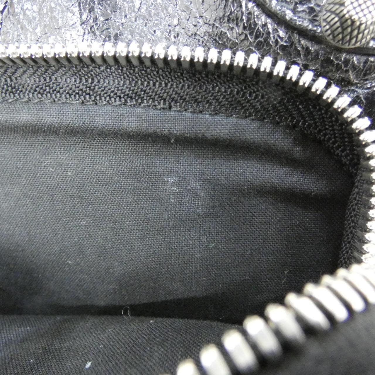 バレンシアガ ル カゴール フォン ホルダー 742015 210KR フォンケース