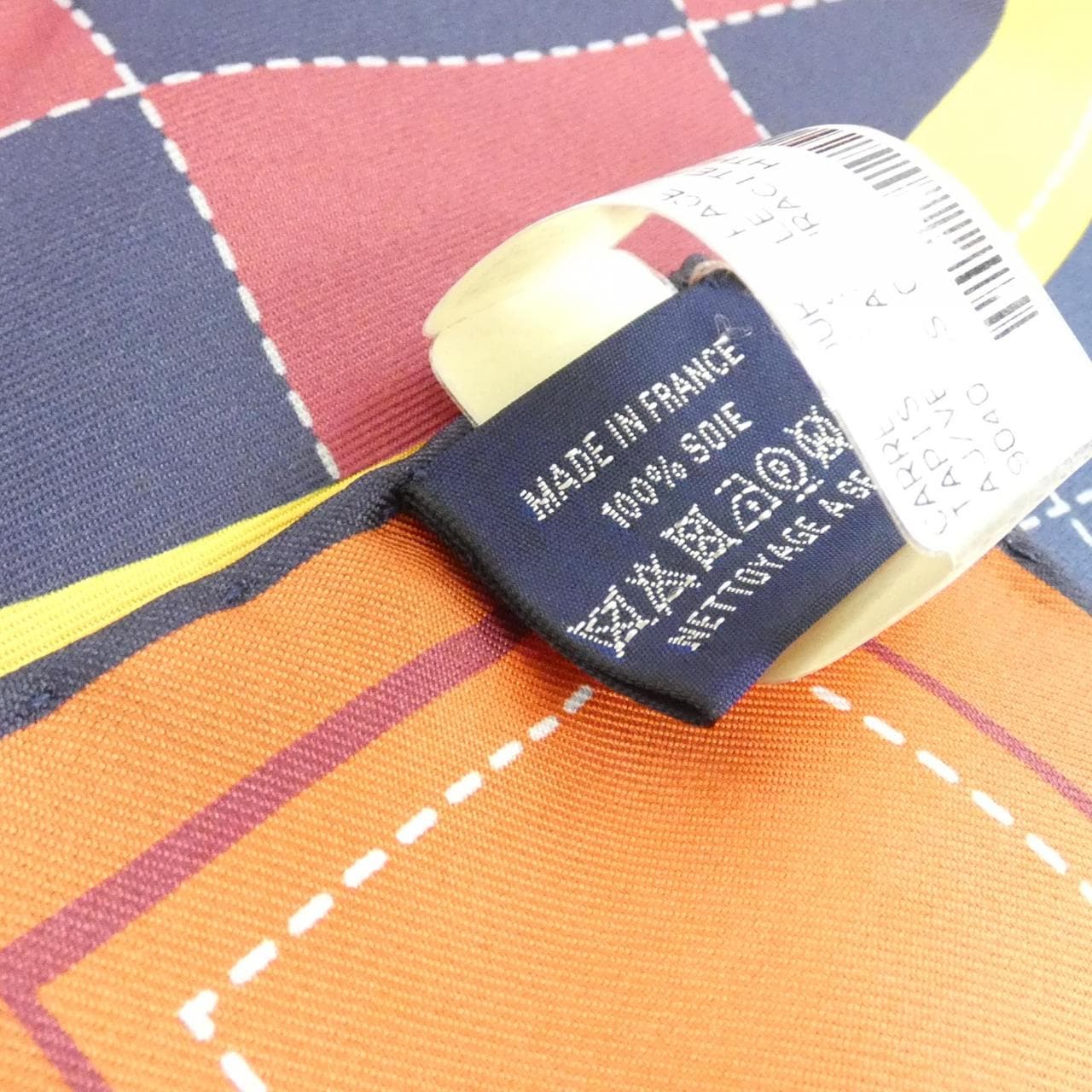 【未使用品】エルメス TAPIS DE SELLE カレ ダブル フェイス 904040S スカーフ