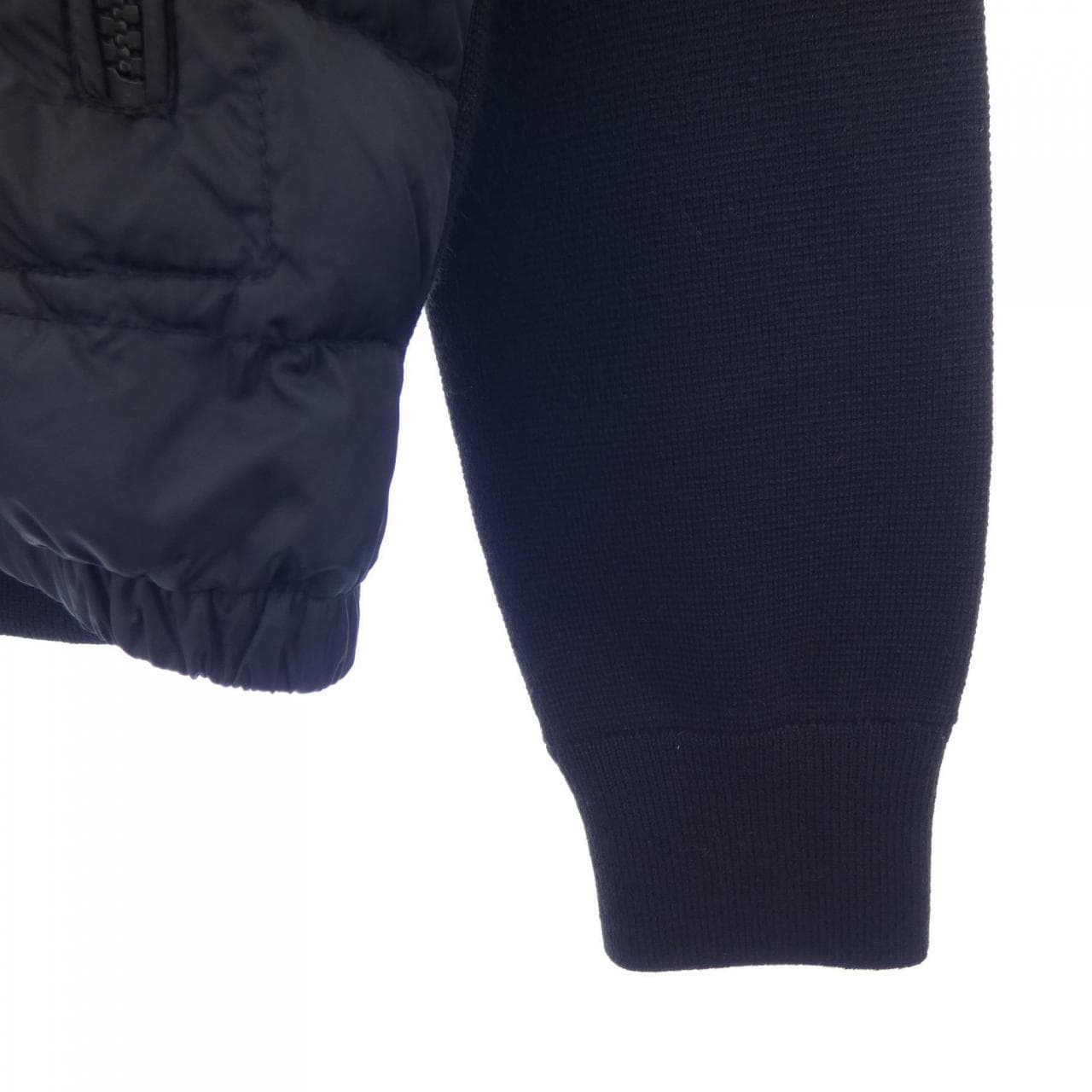 モンクレール MONCLER ダウンジャケット