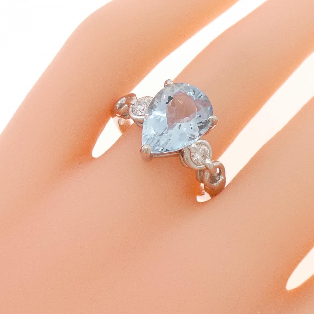 PT900 Aquamarine Ring 3.26CT