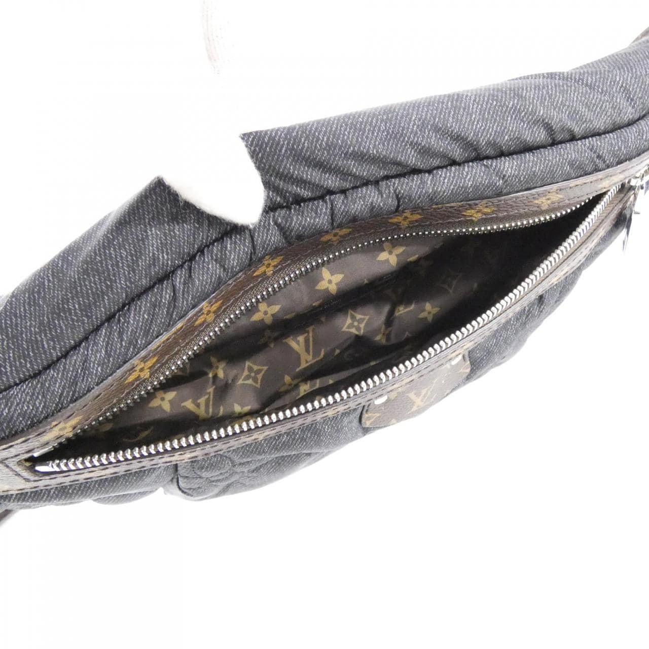 LOUIS VUITTON Puffy Glam (LV SKI) 高腰肩背包 M26542