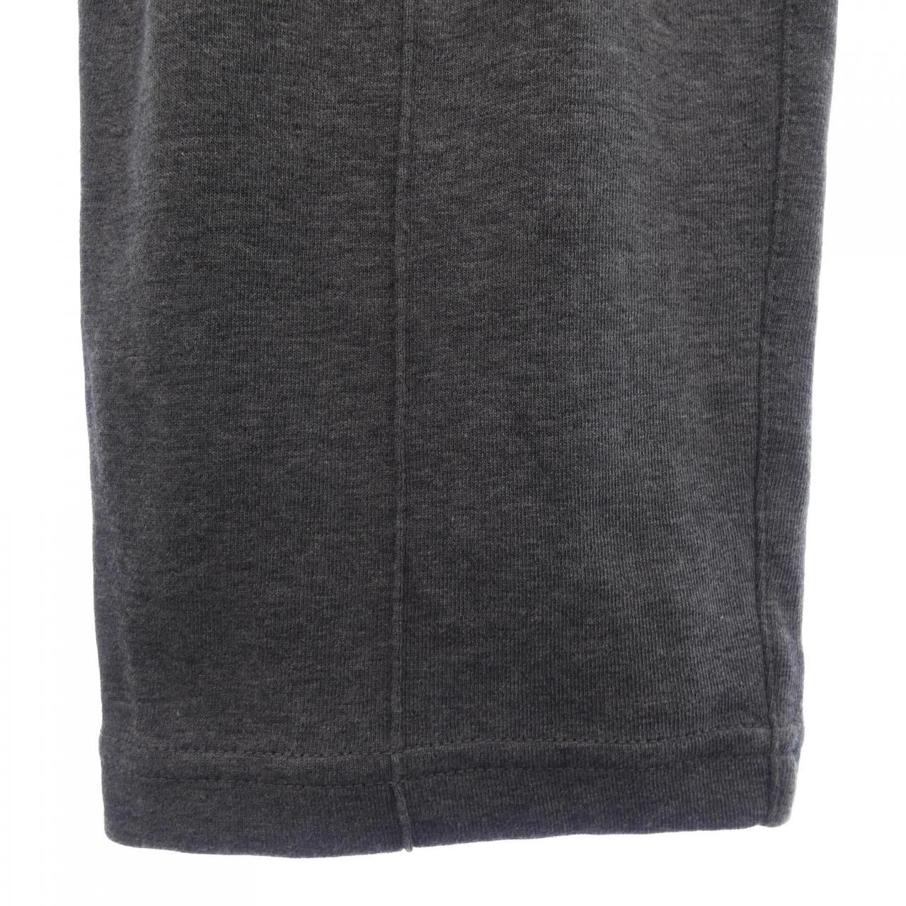 ブルネロクチネリ BRUNELLO CUCINELLI パンツ