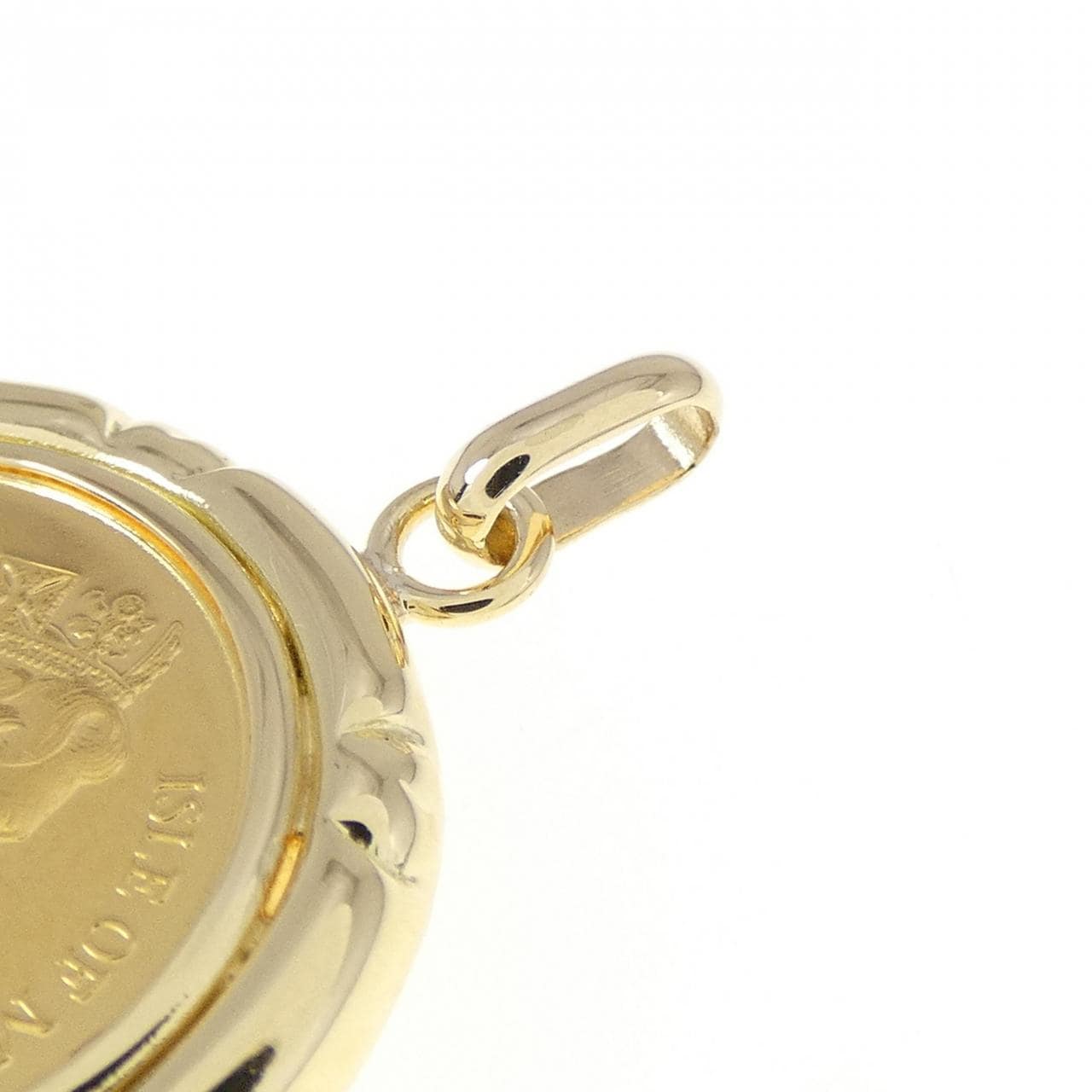 K18YG frame coin pendant