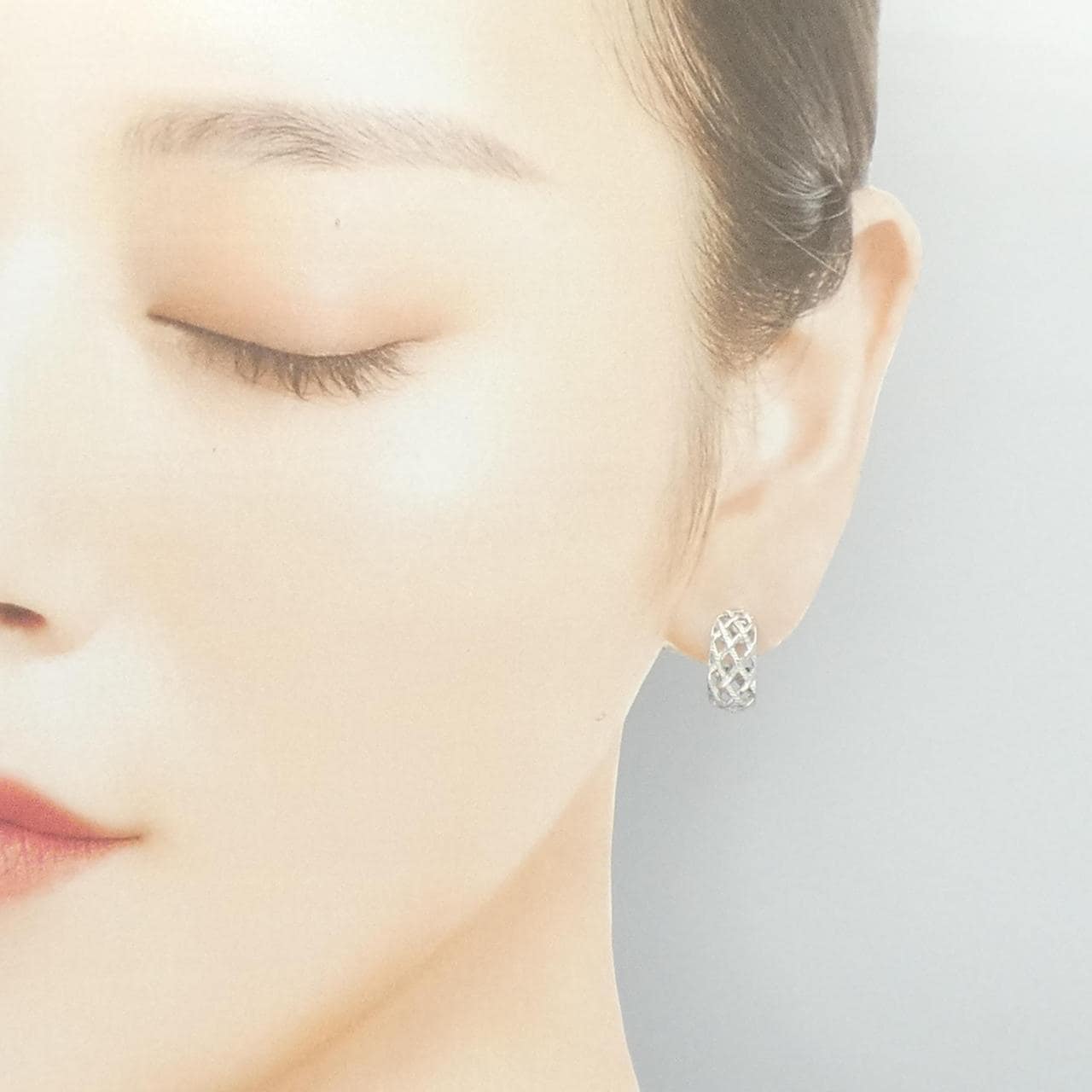 K10WG イヤリング