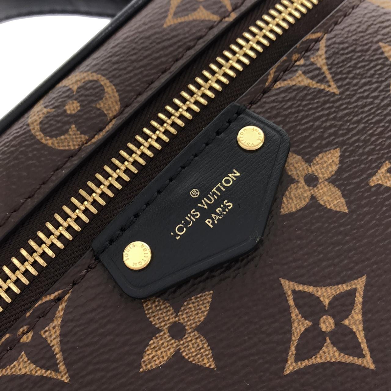 ルイヴィトン モノグラム リバース ヴァニティ チェーン ポーチ M47125 ショルダーバッグ