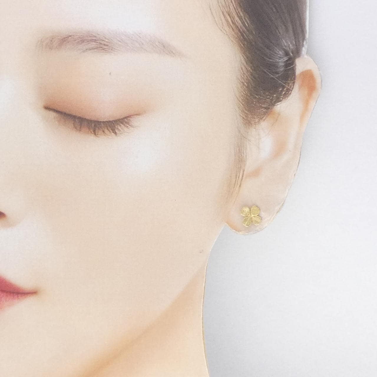 K18YG クローバー ピアス