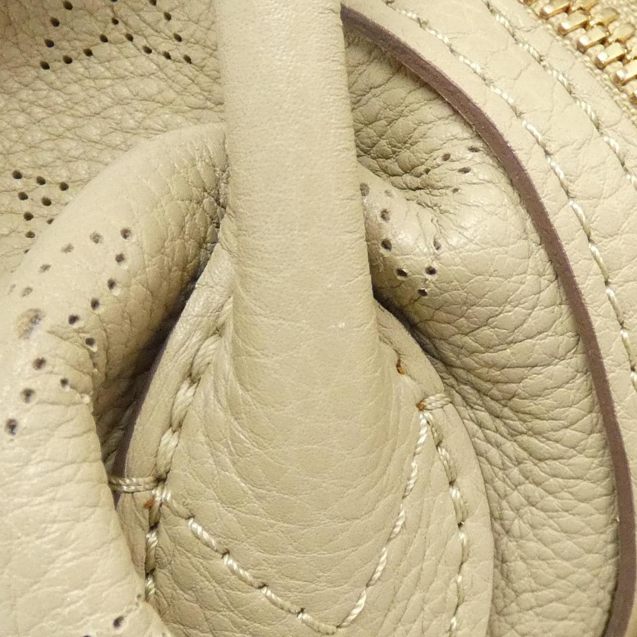 ルイヴィトン マヒナ ガラテア MM M93825 ショルダーバッグ