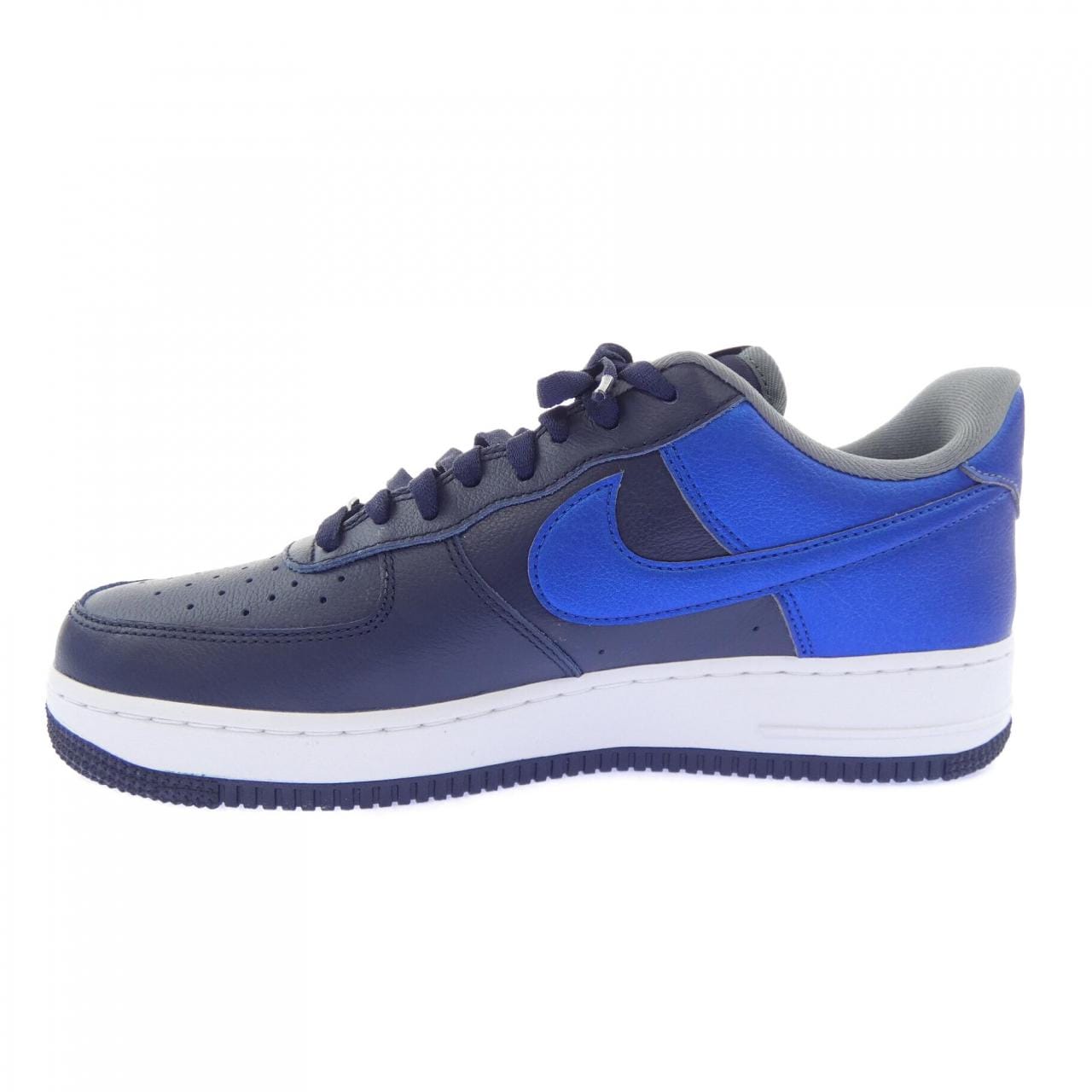 ナイキ NIKE IB6847-400 スニーカー