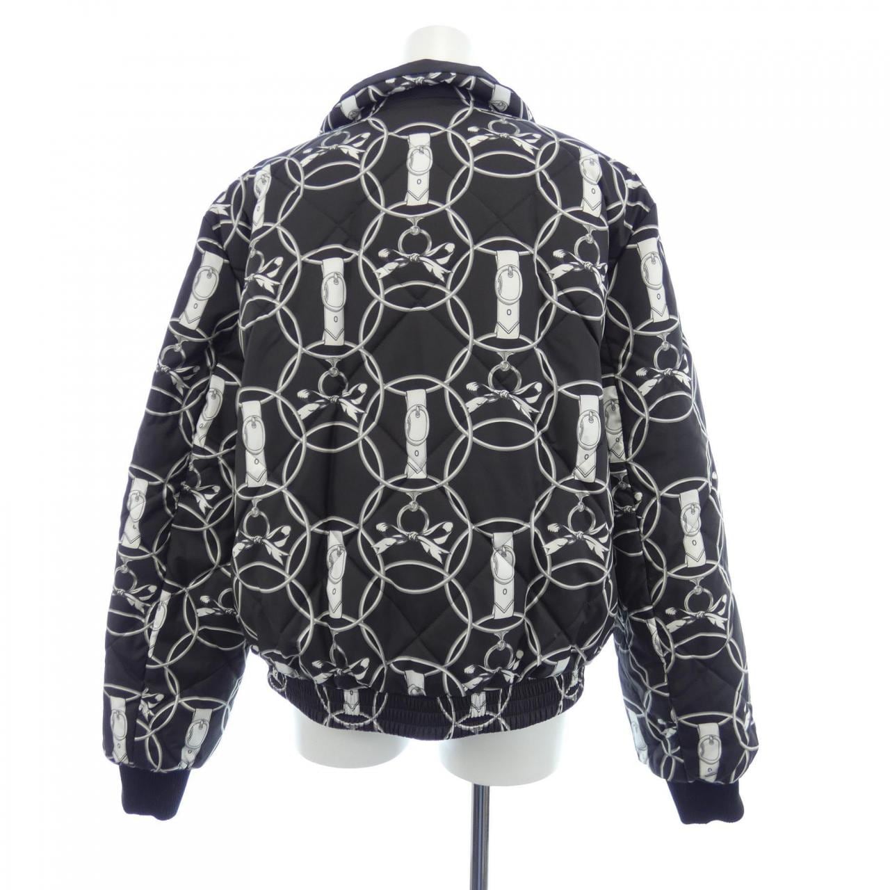 エルメス HERMES ダウンジャケット