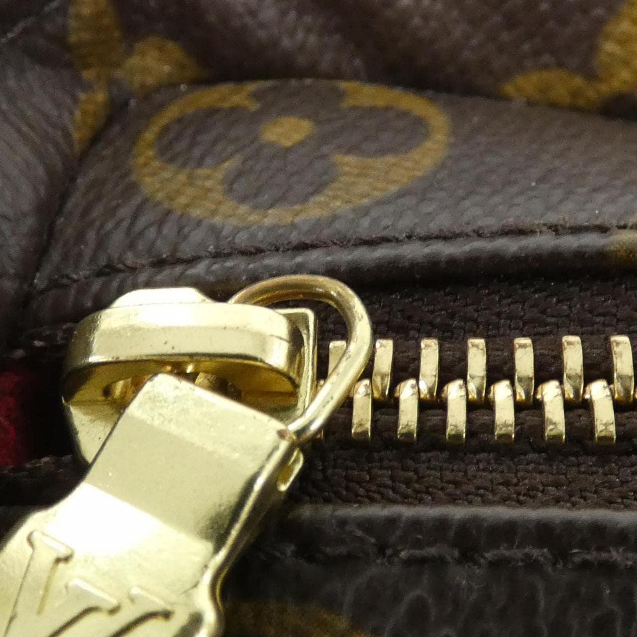 ルイヴィトン モノグラム ヴィバ シテ MM M51164 ショルダーバッグ