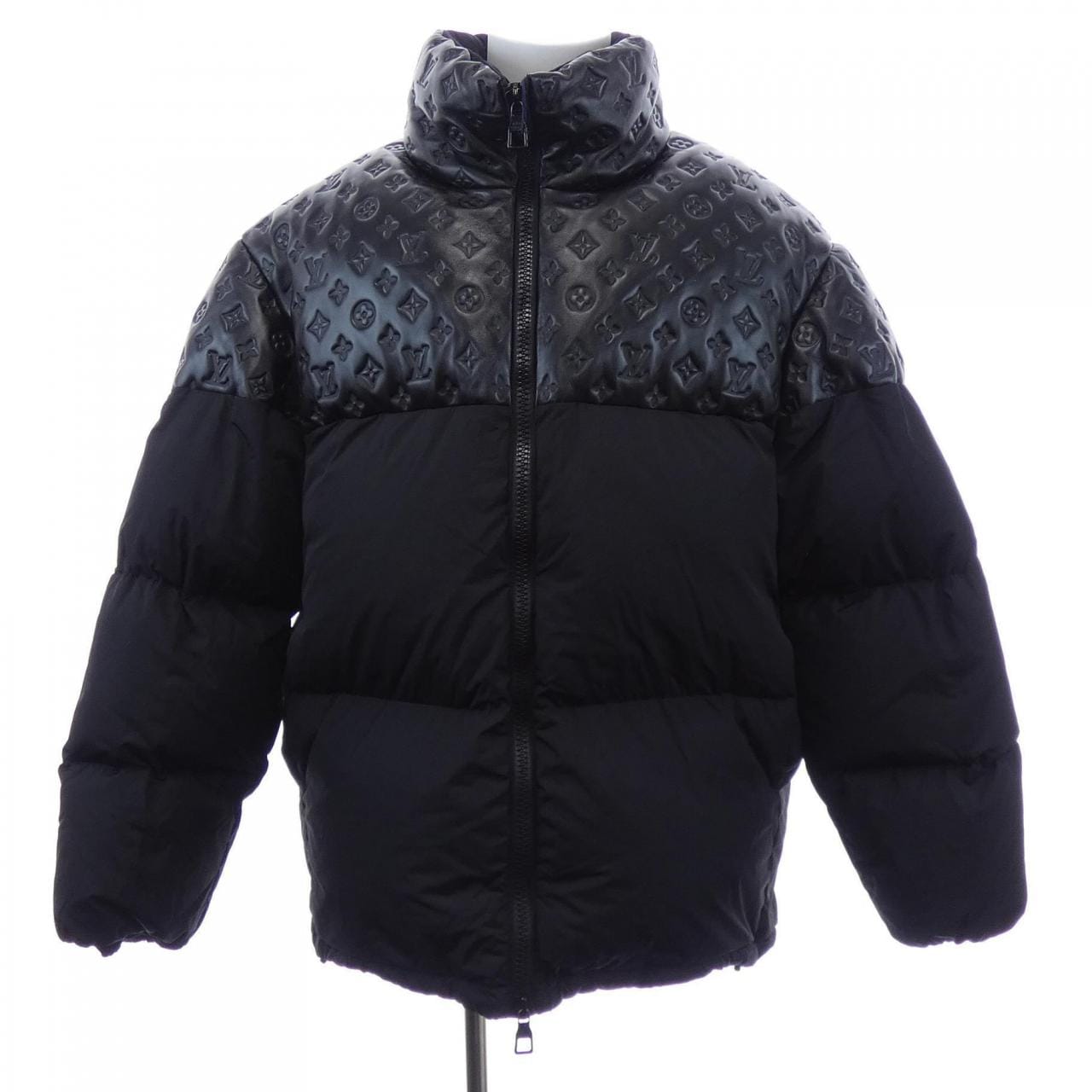 ルイヴィトン LOUIS VUITTON オーバーサイズパッファージャケット HPB80ERSC ダウンジャケット
